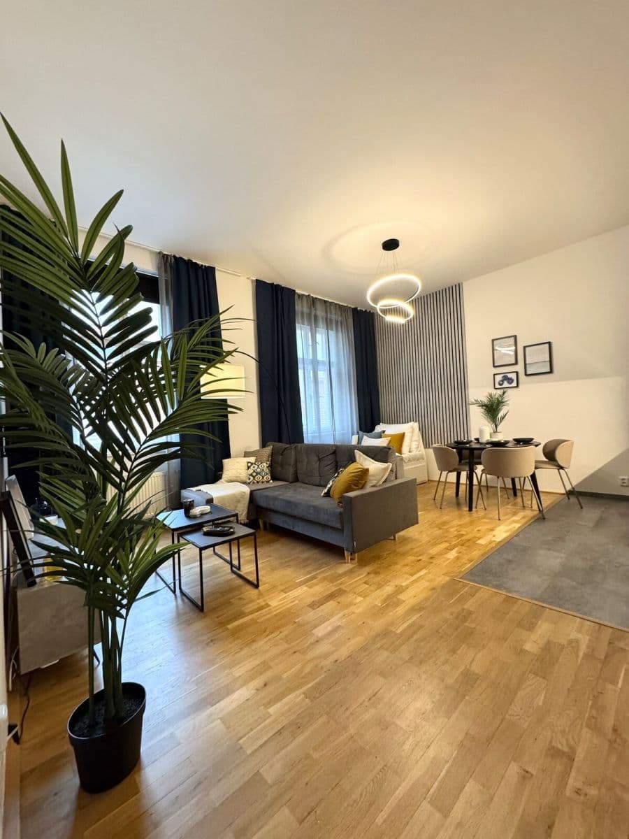 Prenájom bytu 44 m², Václavské náměstí, Praha, Praha Prenájom bytu 44 m², Václavské náměstí, Praha, Praha