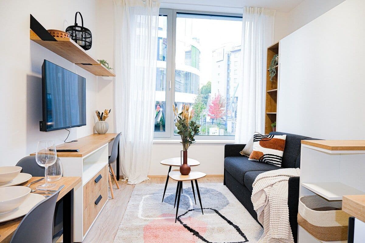 Prenájom bytu 20 m², Plzeňská, Praha, Praha Prenájom bytu 20 m², Plzeňská, Praha, Praha