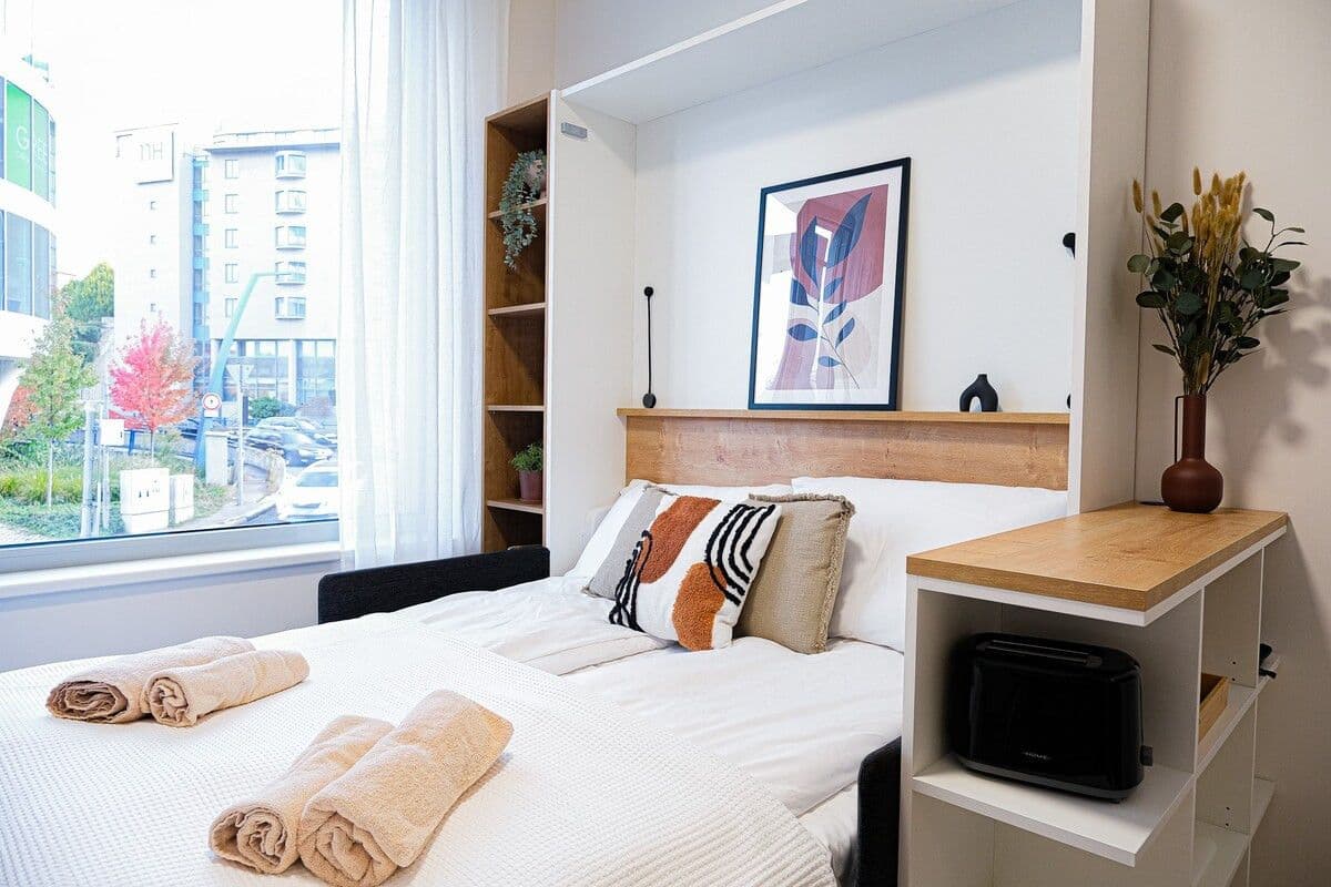 Prenájom bytu 20 m², Plzeňská, Praha, Praha Prenájom bytu 20 m², Plzeňská, Praha, Praha