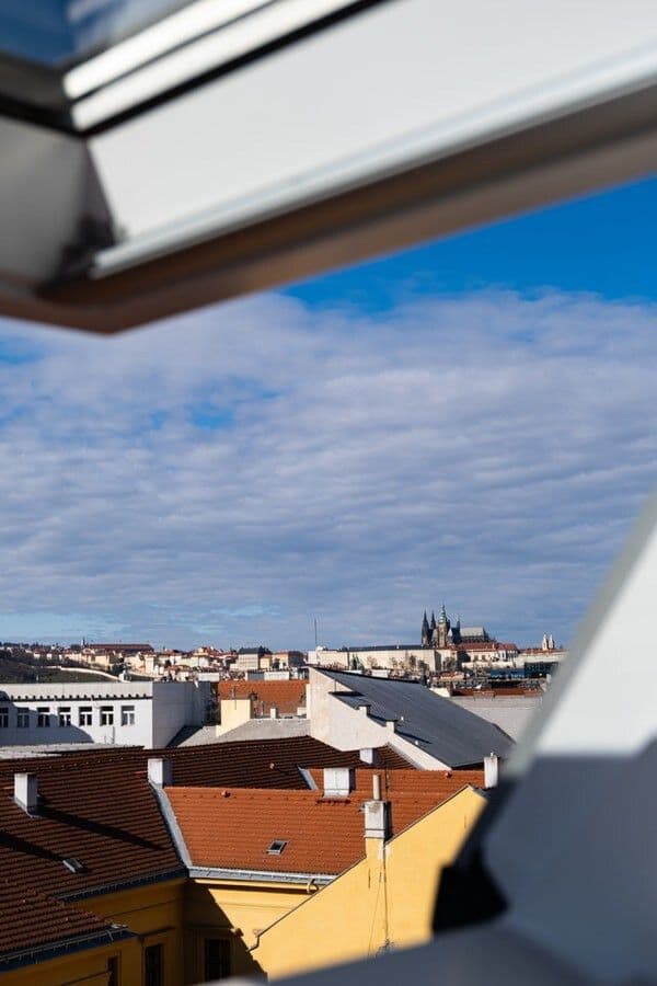 Prenájom bytu 38 m², Školská, Praha, Praha Prenájom bytu 38 m², Školská, Praha, Praha