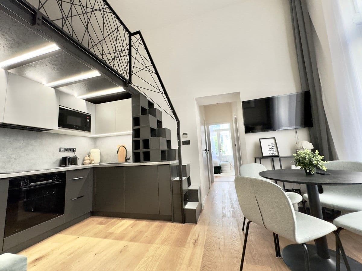 Prenájom bytu 50 m², Křemencova, Praha, Praha Prenájom bytu 50 m², Křemencova, Praha, Praha