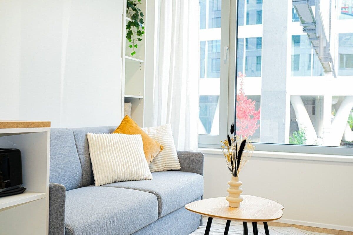 Prenájom bytu 23 m², Plzeňská, Praha, Praha Prenájom bytu 23 m², Plzeňská, Praha, Praha