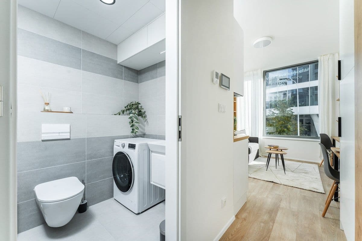 Prenájom bytu 20 m², Plzeňská, Praha, Praha Prenájom bytu 20 m², Plzeňská, Praha, Praha