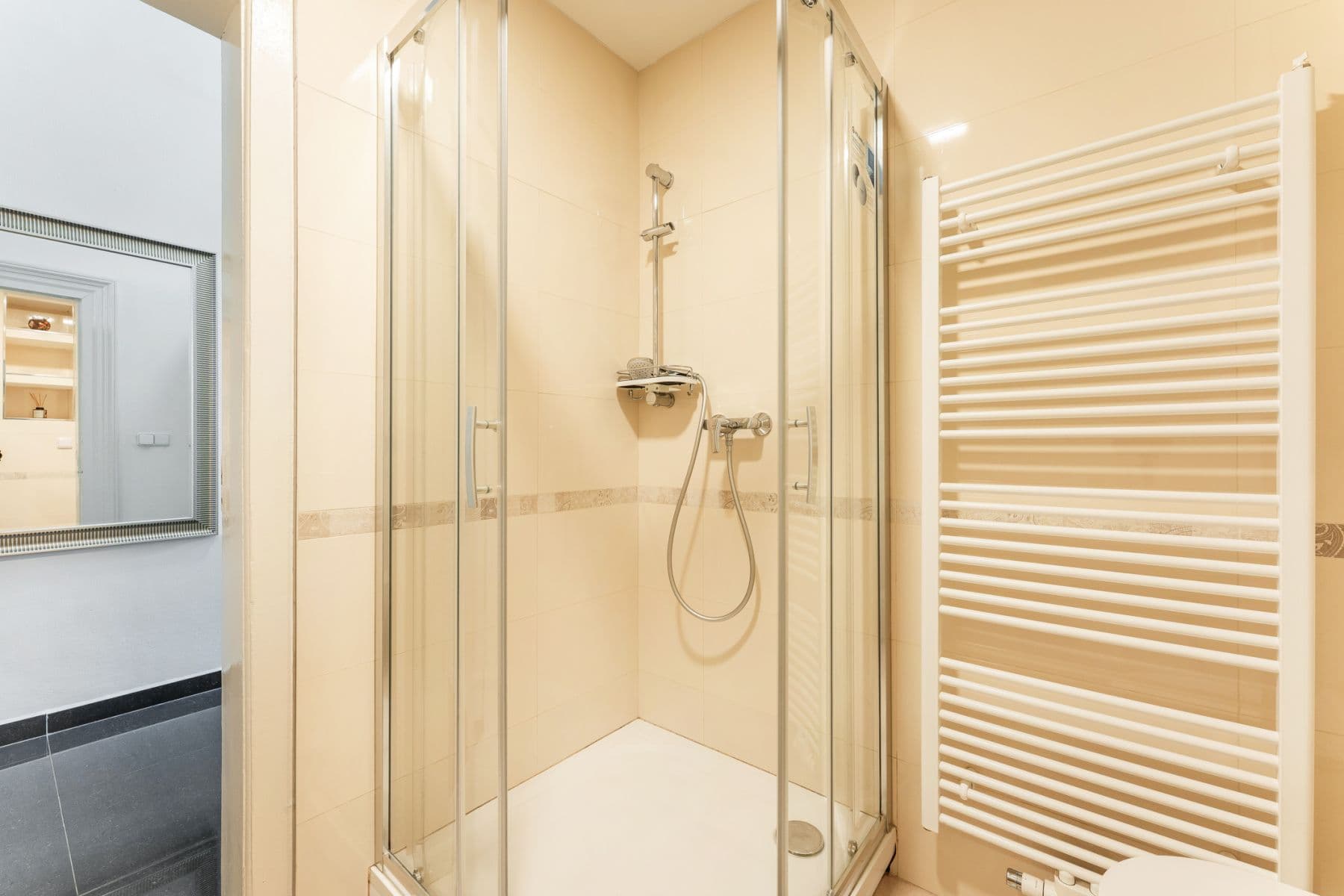 Prenájom bytu 70 m², Vinohradská, Praha, Praha Prenájom bytu 70 m², Vinohradská, Praha, Praha