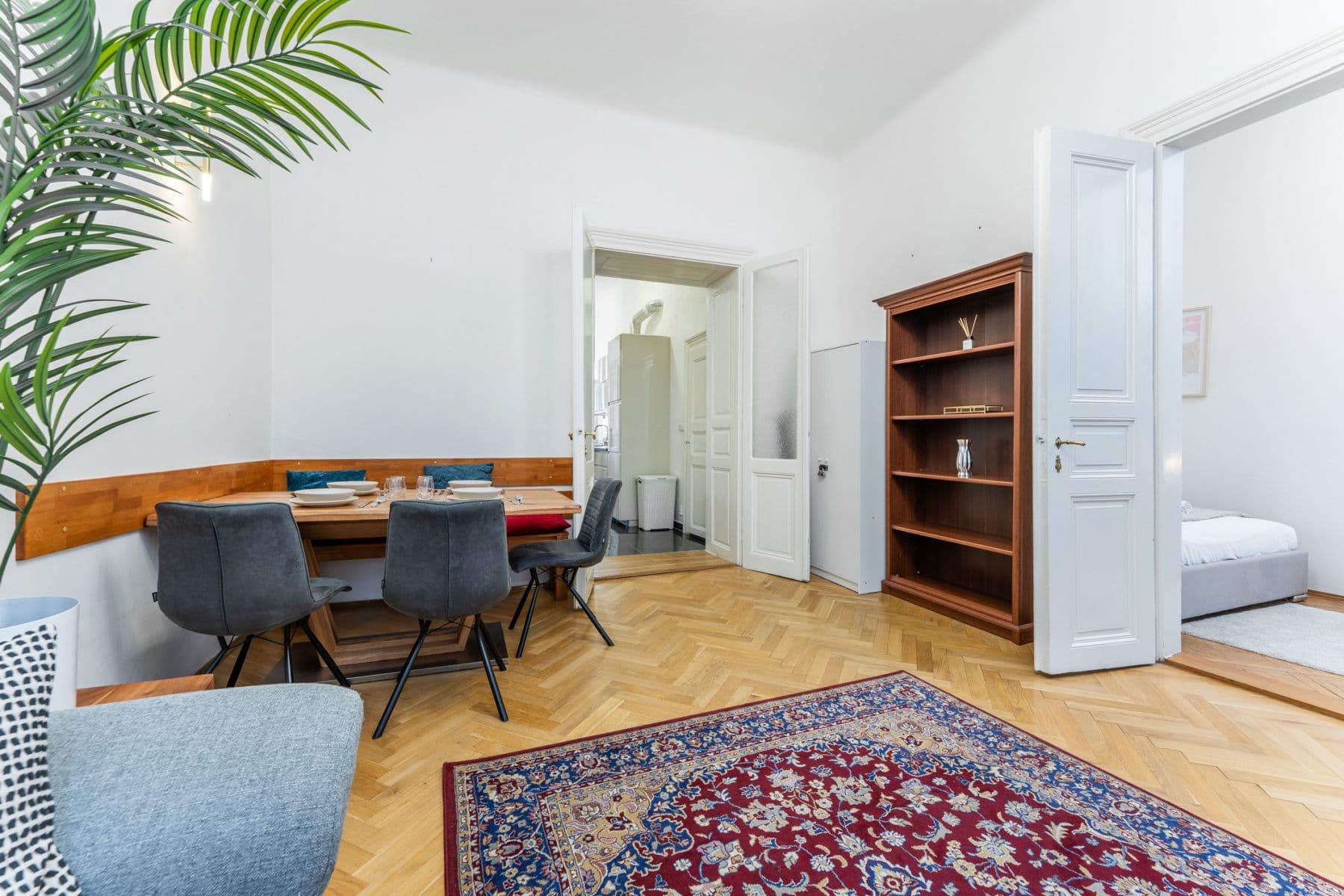 Prenájom bytu 70 m², Vinohradská, Praha, Praha Prenájom bytu 70 m², Vinohradská, Praha, Praha