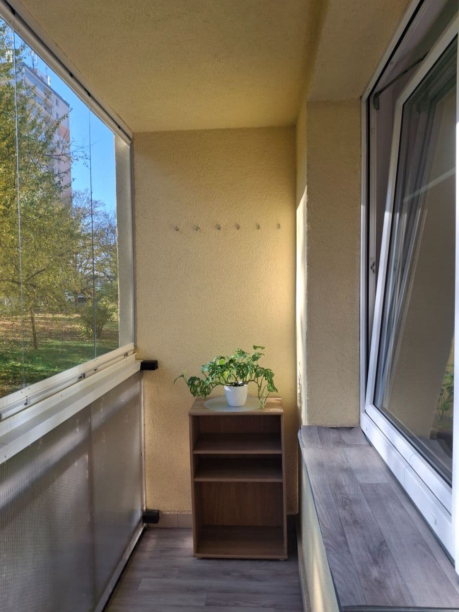 Predaj bytu 1-izbový 35 m², Bukovecká, Praha, Praha Predaj bytu 1-izbový 35 m², Bukovecká, Praha, Praha