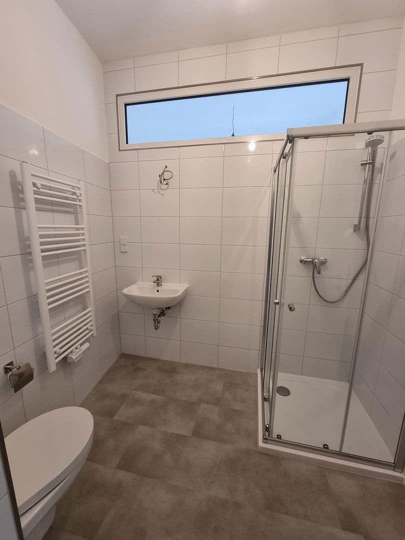 Prenájom bytu 2-izbový 65 m², Adolf-Reichwein-Str. 11, Werneuchen, Brandenbursko Prenájom bytu 2-izbový 65 m², Adolf-Reichwein-Str. 11, Werneuchen, Brandenbursko