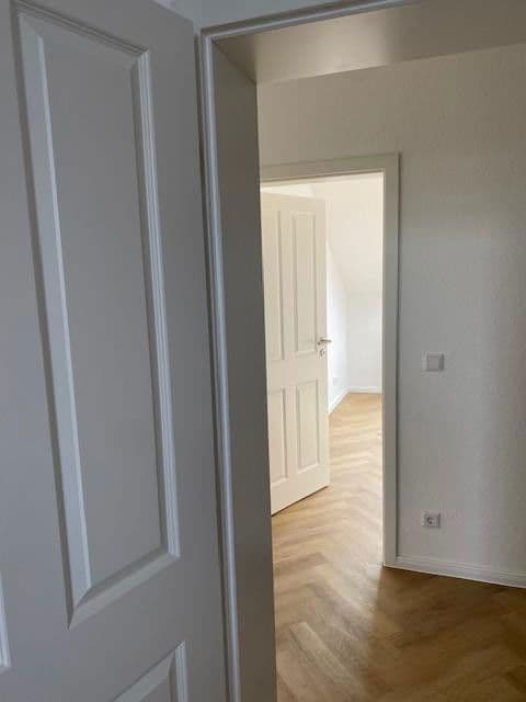 Predaj domu 420 m², pozemek 400 m², Düsseldorf, Severné Porýnie - Westfálsko Predaj domu 420 m², pozemek 400 m², Düsseldorf, Severné Porýnie - Westfálsko