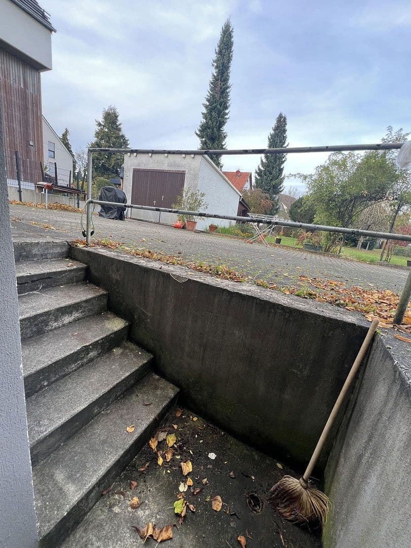 Predaj domu 187 m², pozemek 1.075 m², Augsburg, Bavorsko Predaj domu 187 m², pozemek 1.075 m², Augsburg, Bavorsko