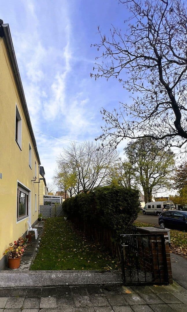 Predaj domu 187 m², pozemek 1.075 m², Augsburg, Bavorsko Predaj domu 187 m², pozemek 1.075 m², Augsburg, Bavorsko
