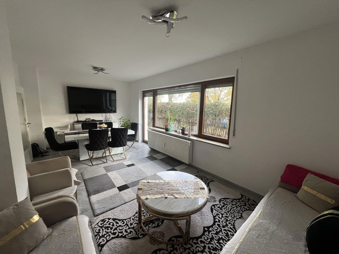 Predaj domu 187 m², pozemek 1.075 m², Augsburg, Bavorsko Predaj domu 187 m², pozemek 1.075 m², Augsburg, Bavorsko