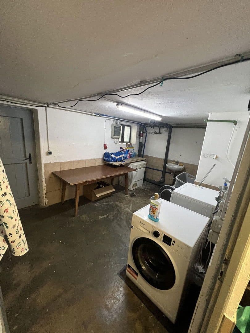 Predaj domu 187 m², pozemek 1.075 m², Augsburg, Bavorsko Predaj domu 187 m², pozemek 1.075 m², Augsburg, Bavorsko