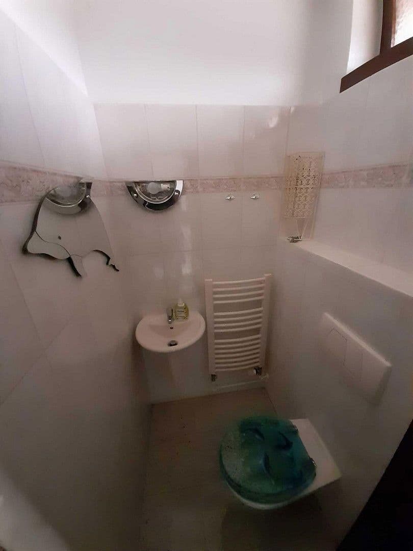 Predaj domu 380 m², pozemek 891 m², Roschdohler Weg 104, Neumünster, Šlezvicko-Holštajnsko Predaj domu 380 m², pozemek 891 m², Roschdohler Weg 104, Neumünster, Šlezvicko-Holštajnsko