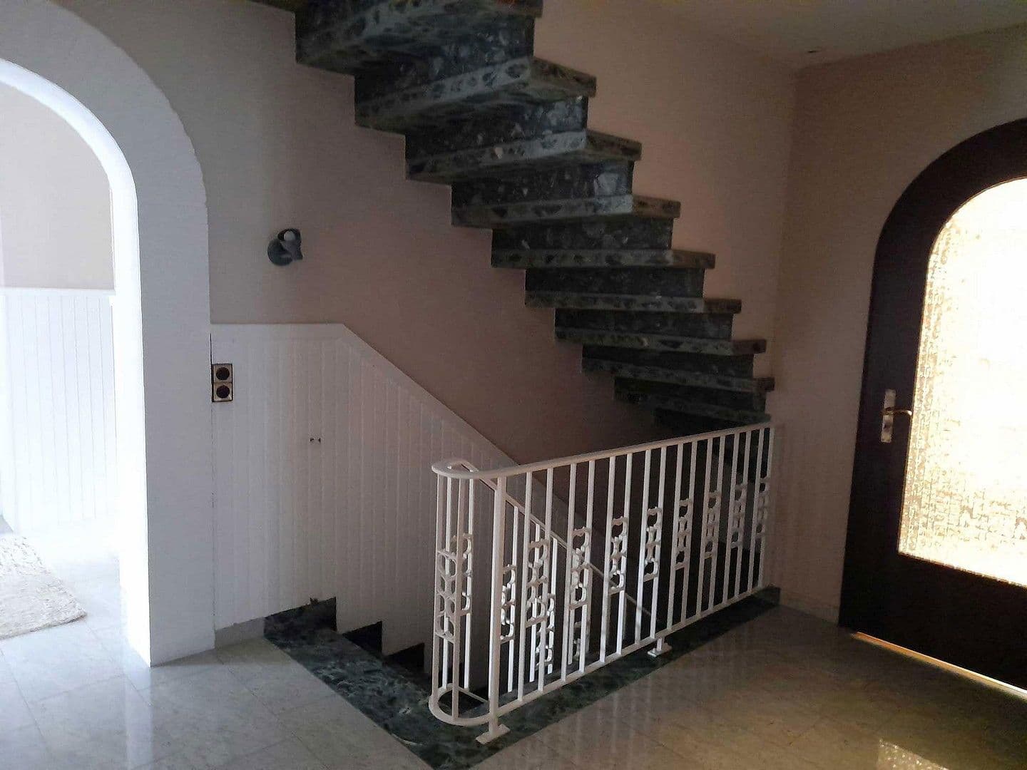 Predaj domu 380 m², pozemek 891 m², Roschdohler Weg 104, Neumünster, Šlezvicko-Holštajnsko Predaj domu 380 m², pozemek 891 m², Roschdohler Weg 104, Neumünster, Šlezvicko-Holštajnsko