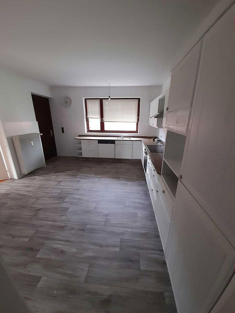 Predaj domu 380 m², pozemek 891 m², Roschdohler Weg 104, Neumünster, Šlezvicko-Holštajnsko Predaj domu 380 m², pozemek 891 m², Roschdohler Weg 104, Neumünster, Šlezvicko-Holštajnsko