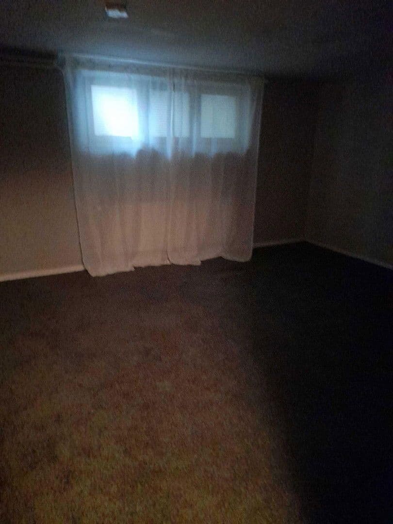 Predaj domu 380 m², pozemek 891 m², Roschdohler Weg 104, Neumünster, Šlezvicko-Holštajnsko Predaj domu 380 m², pozemek 891 m², Roschdohler Weg 104, Neumünster, Šlezvicko-Holštajnsko