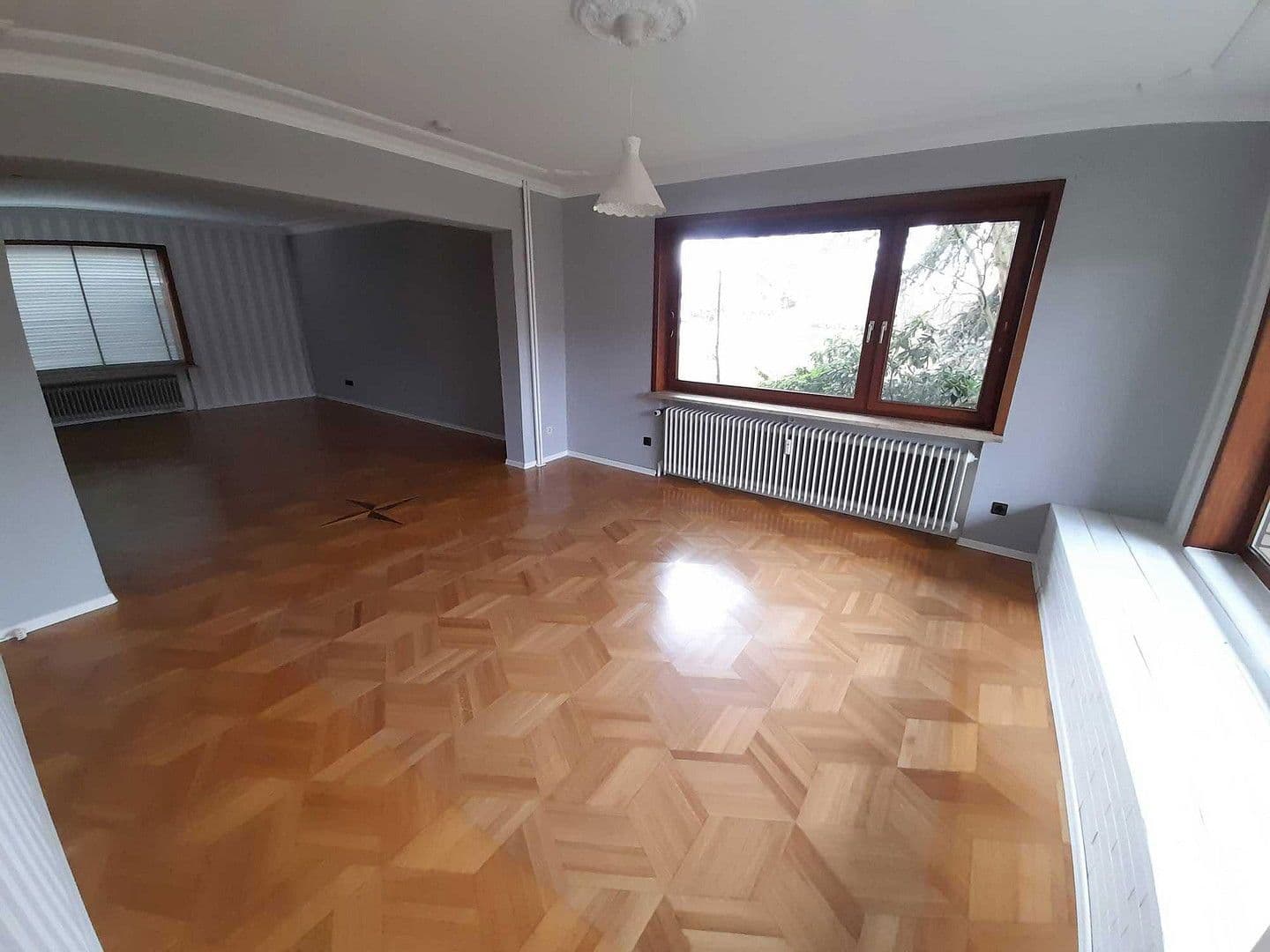 Predaj domu 380 m², pozemek 891 m², Roschdohler Weg 104, Neumünster, Šlezvicko-Holštajnsko Predaj domu 380 m², pozemek 891 m², Roschdohler Weg 104, Neumünster, Šlezvicko-Holštajnsko
