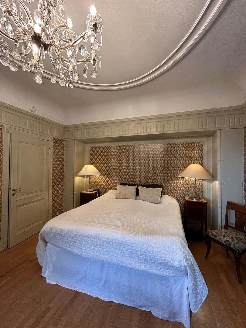 Prenájom domu 360 m², pozemek 13.000 m², Heidelberg, Bádensko-Wurttembersko Prenájom domu 360 m², pozemek 13.000 m², Heidelberg, Bádensko-Wurttembersko