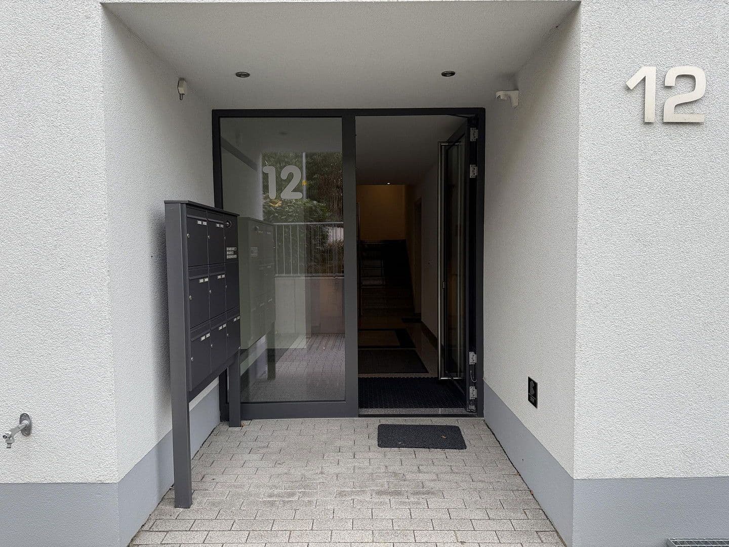 Predaj bytu 3-izbový 106 m², Niedernhausener Weg 12, Idstein, Hesensko Predaj bytu 3-izbový 106 m², Niedernhausener Weg 12, Idstein, Hesensko