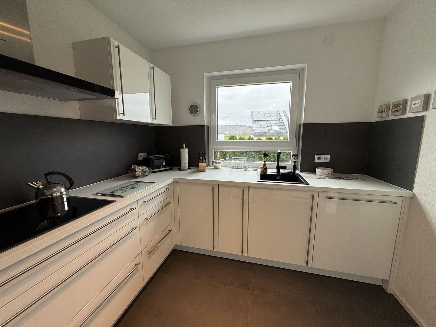 Predaj bytu 3-izbový 106 m², Niedernhausener Weg 12, Idstein, Hesensko Predaj bytu 3-izbový 106 m², Niedernhausener Weg 12, Idstein, Hesensko