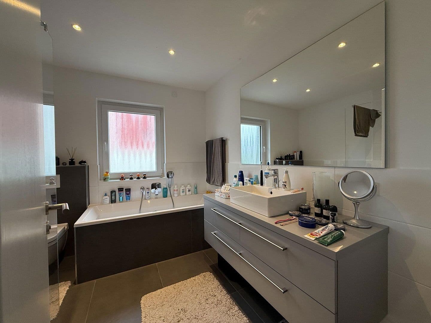 Predaj bytu 3-izbový 106 m², Niedernhausener Weg 12, Idstein, Hesensko Predaj bytu 3-izbový 106 m², Niedernhausener Weg 12, Idstein, Hesensko