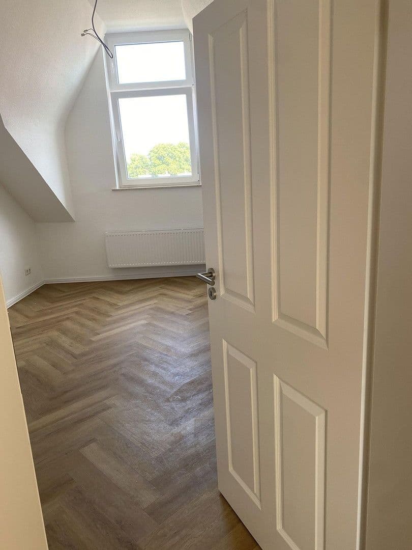 Predaj domu 420 m², pozemek 400 m², Düsseldorf, Severné Porýnie - Westfálsko Predaj domu 420 m², pozemek 400 m², Düsseldorf, Severné Porýnie - Westfálsko