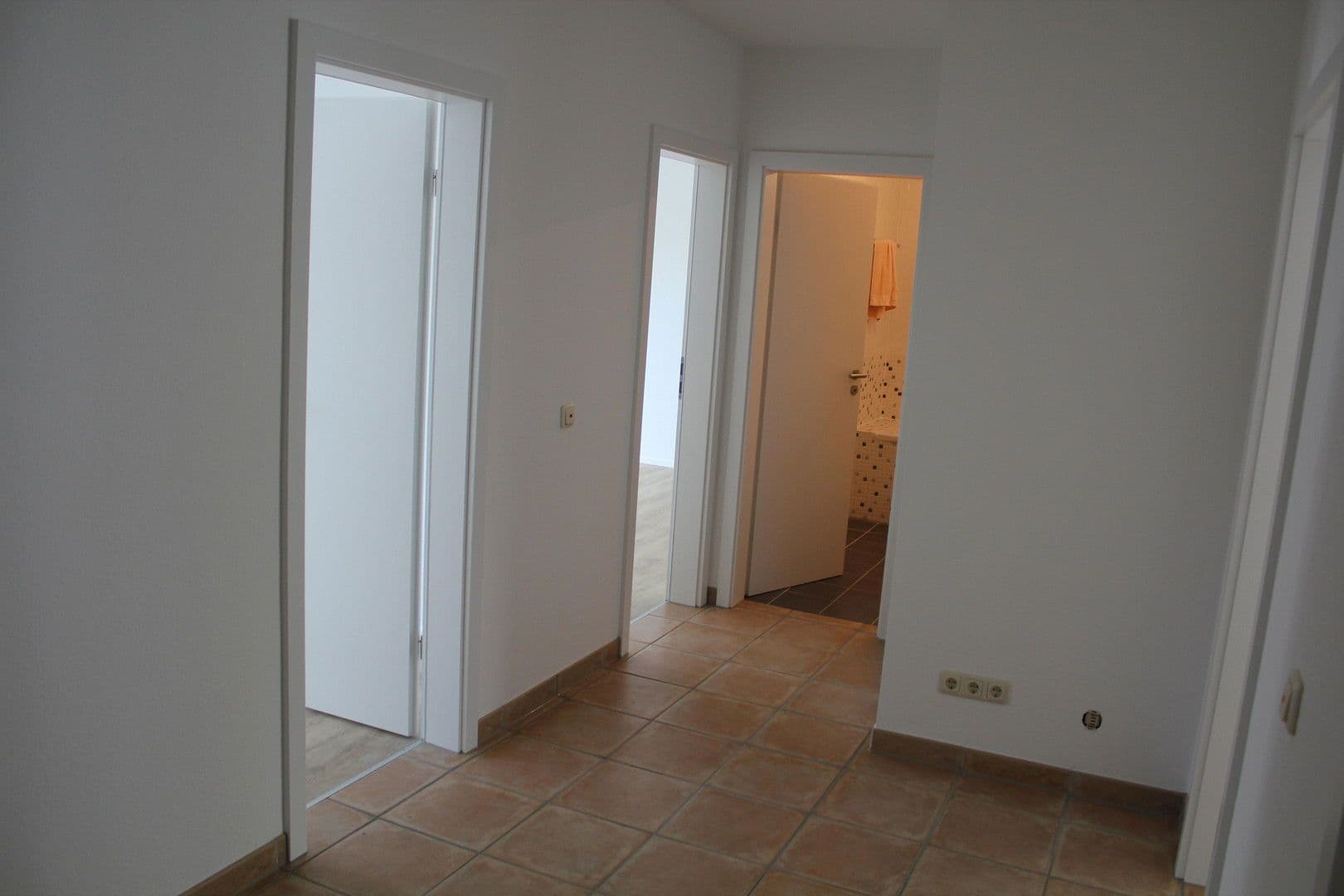 Predaj bytu 3-izbový 92 m², Montabaurer Str. 21, Frankfurt, Hesensko Predaj bytu 3-izbový 92 m², Montabaurer Str. 21, Frankfurt, Hesensko