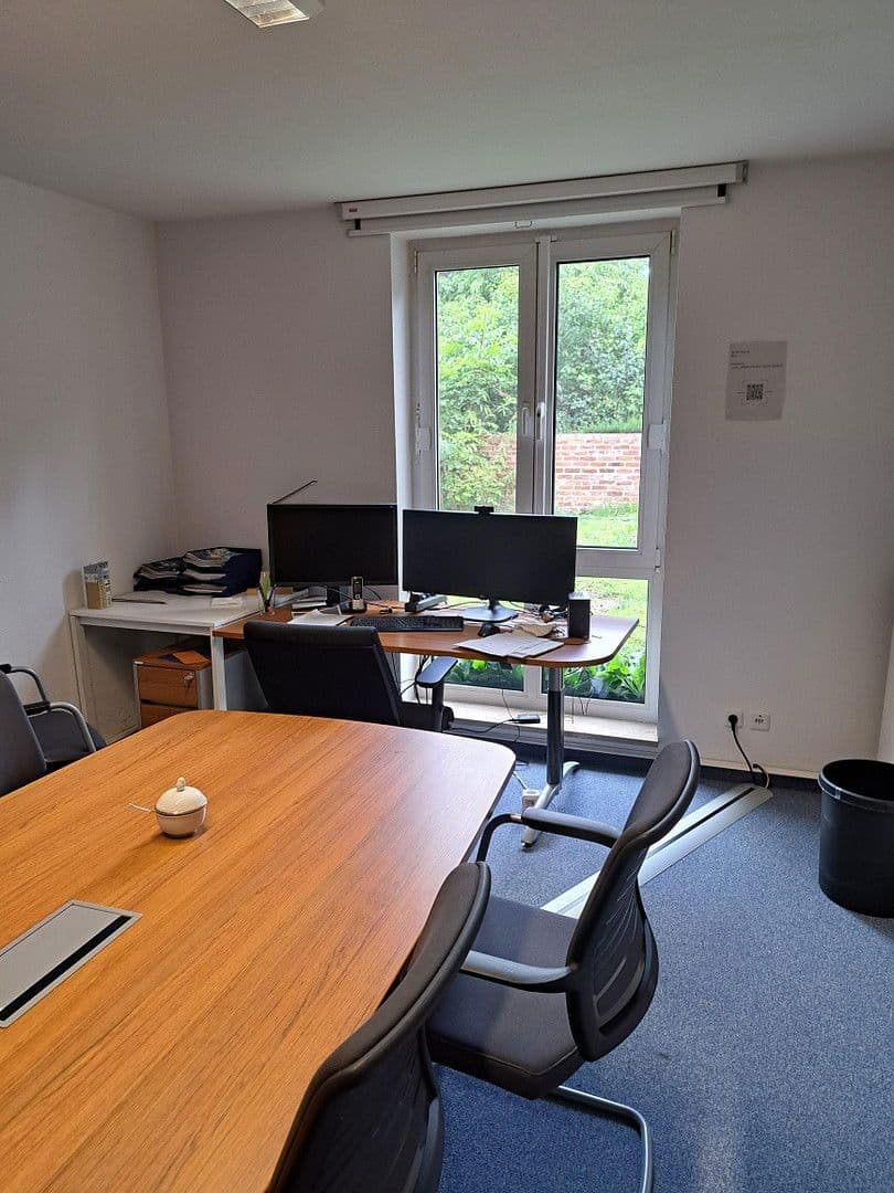 Predaj kancelárie 90 m², Würzburger Str. 51, Dresden-Plauen, Sasko Predaj kancelárie 90 m², Würzburger Str. 51, Dresden-Plauen, Sasko