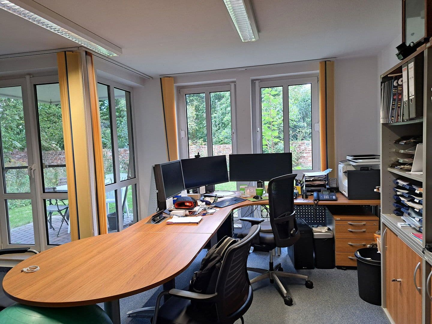 Predaj kancelárie 90 m², Würzburger Str. 51, Dresden-Plauen, Sasko Predaj kancelárie 90 m², Würzburger Str. 51, Dresden-Plauen, Sasko