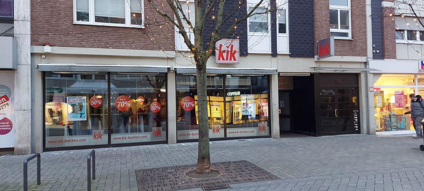 Prenájom nebytového priestoru 374 m², Kölner Straße 50, Troisdorf, Severné Porýnie - Westfálsko Prenájom nebytového priestoru 374 m², Kölner Straße 50, Troisdorf, Severné Porýnie - Westfálsko