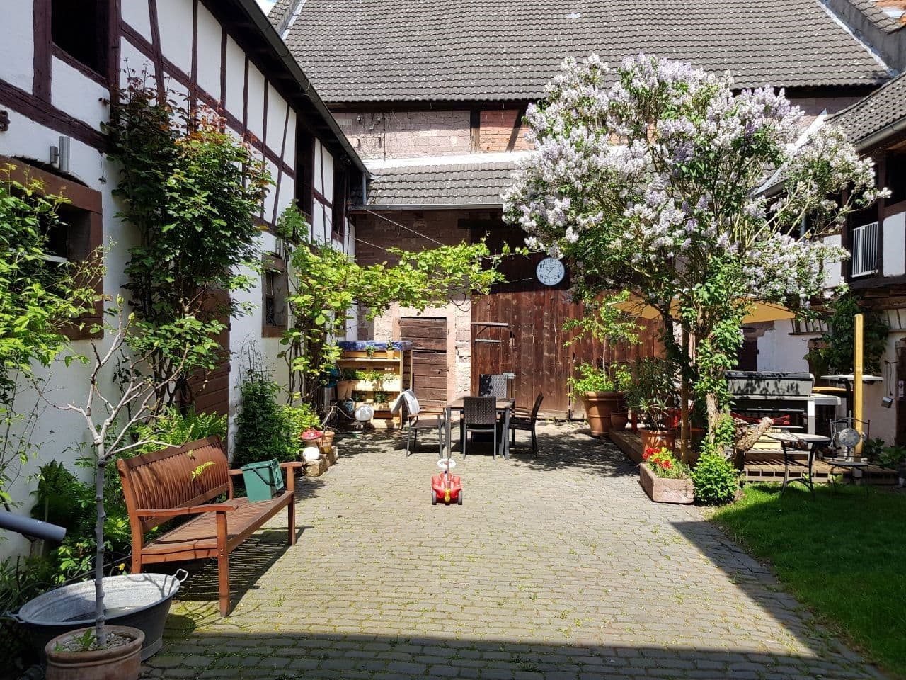 Prenájom domu 257 m², pozemek 509 m², Schöneck, Hesensko Prenájom domu 257 m², pozemek 509 m², Schöneck, Hesensko