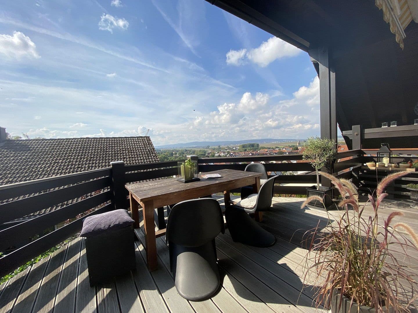 Predaj domu 232 m², pozemek 642 m², Am Wingert, Rockenberg, Hesensko Predaj domu 232 m², pozemek 642 m², Am Wingert, Rockenberg, Hesensko