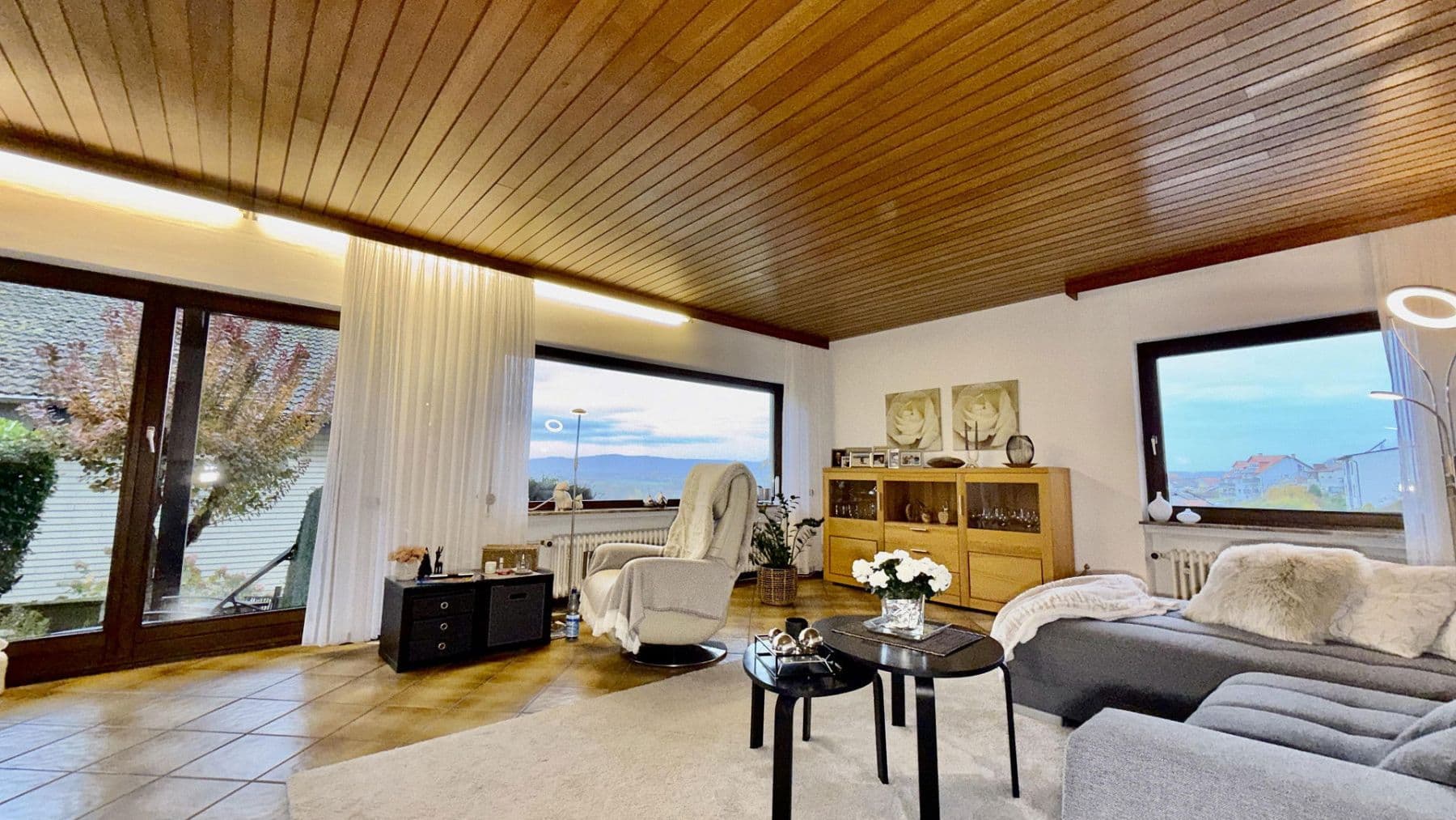 Predaj domu 232 m², pozemek 642 m², Am Wingert, Rockenberg, Hesensko Predaj domu 232 m², pozemek 642 m², Am Wingert, Rockenberg, Hesensko