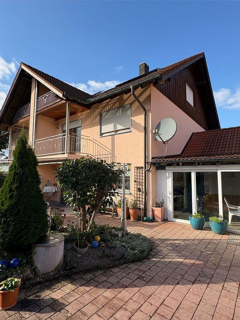 Predaj domu 150 m², pozemek 290 m², Töging am Inn, Bavorsko Predaj domu 150 m², pozemek 290 m², Töging am Inn, Bavorsko