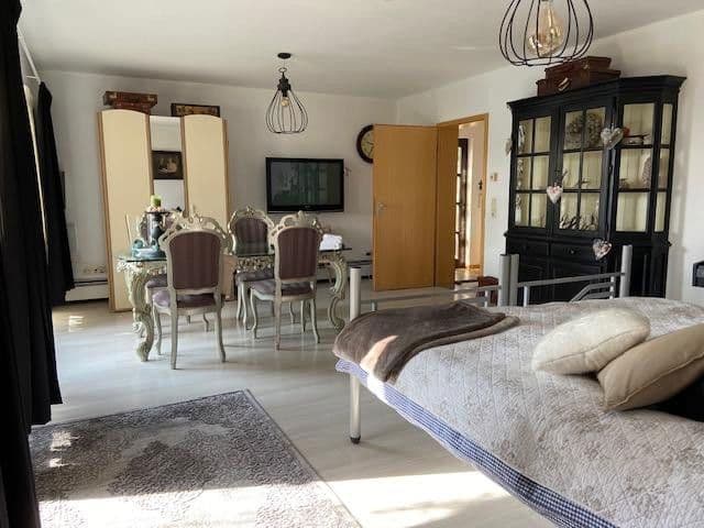 Predaj domu 320 m², pozemek 853 m², Anton Gabelestrasse 13, Meßkirch, Bádensko-Wurttembersko Predaj domu 320 m², pozemek 853 m², Anton Gabelestrasse 13, Meßkirch, Bádensko-Wurttembersko