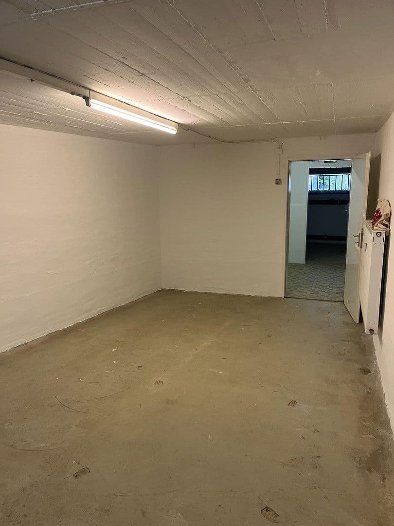 Prenájom nebytového priestoru 270 m², Steinweg 17/19, Gehrden, Dolné Sasko Prenájom nebytového priestoru 270 m², Steinweg 17/19, Gehrden, Dolné Sasko