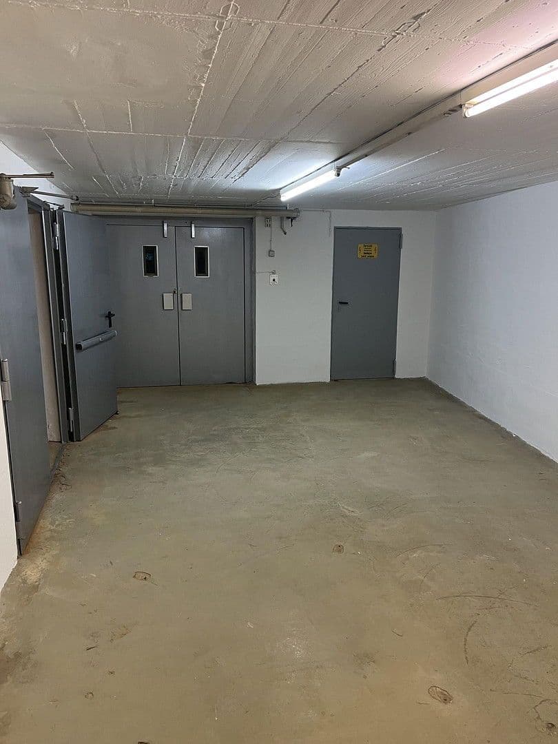 Prenájom nebytového priestoru 270 m², Steinweg 17/19, Gehrden, Dolné Sasko Prenájom nebytového priestoru 270 m², Steinweg 17/19, Gehrden, Dolné Sasko