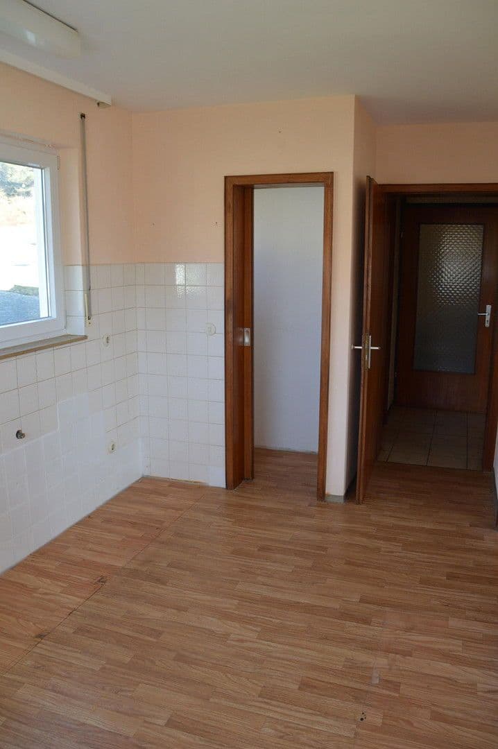 Predaj domu 213 m², pozemek 924 m², Aalen, Bádensko-Wurttembersko Predaj domu 213 m², pozemek 924 m², Aalen, Bádensko-Wurttembersko