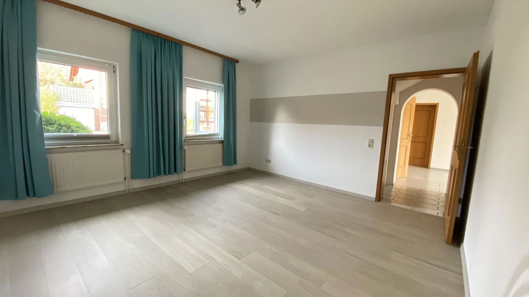 Predaj domu 191 m², pozemek 836 m², Alterathsfeld 7, Lamspringe, Dolné Sasko Predaj domu 191 m², pozemek 836 m², Alterathsfeld 7, Lamspringe, Dolné Sasko