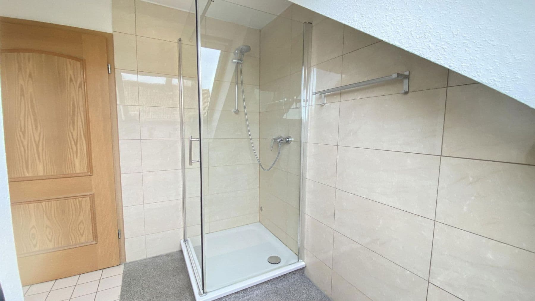 Predaj domu 191 m², pozemek 836 m², Alterathsfeld 7, Lamspringe, Dolné Sasko Predaj domu 191 m², pozemek 836 m², Alterathsfeld 7, Lamspringe, Dolné Sasko