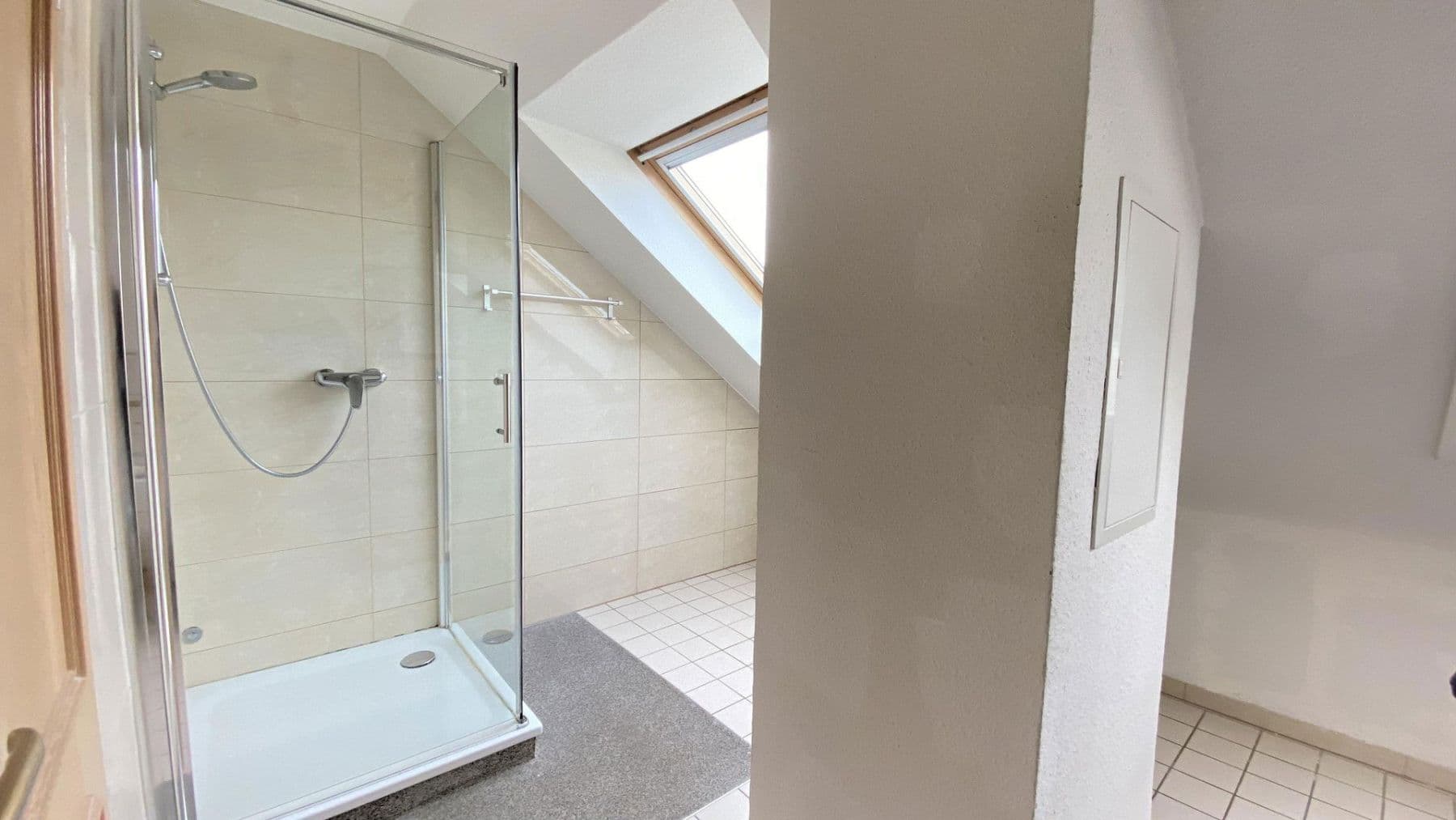 Predaj domu 191 m², pozemek 836 m², Alterathsfeld 7, Lamspringe, Dolné Sasko Predaj domu 191 m², pozemek 836 m², Alterathsfeld 7, Lamspringe, Dolné Sasko