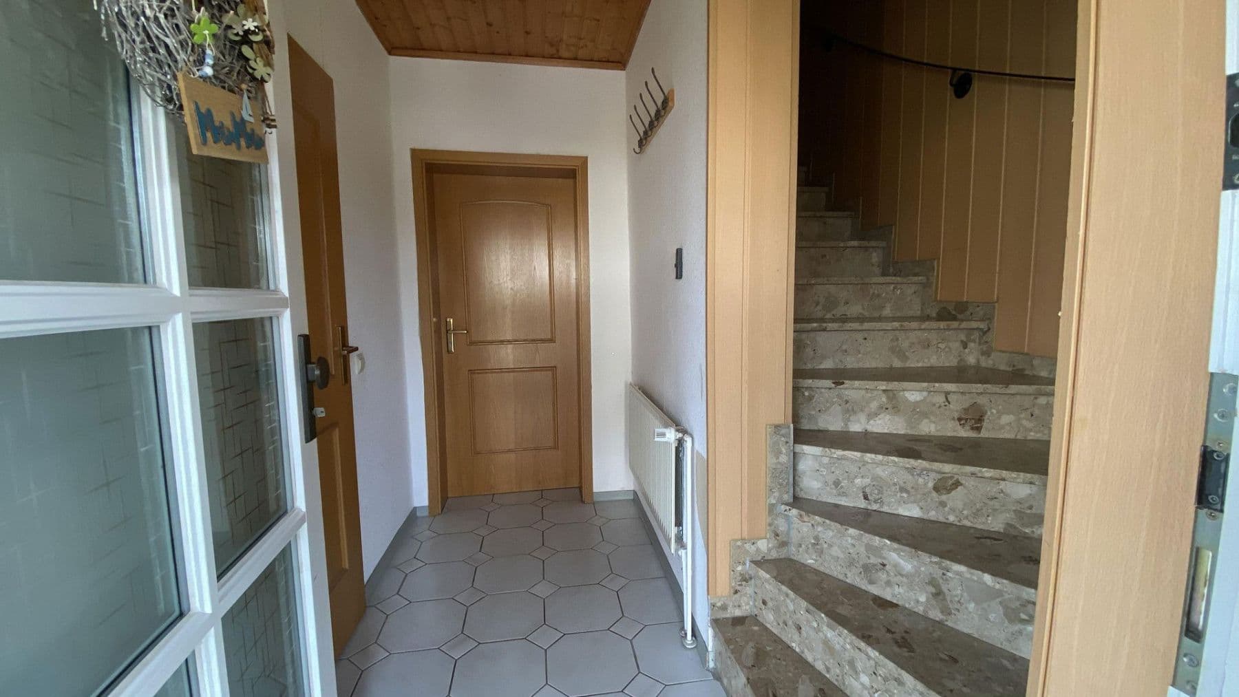 Predaj domu 191 m², pozemek 836 m², Alterathsfeld 7, Lamspringe, Dolné Sasko Predaj domu 191 m², pozemek 836 m², Alterathsfeld 7, Lamspringe, Dolné Sasko