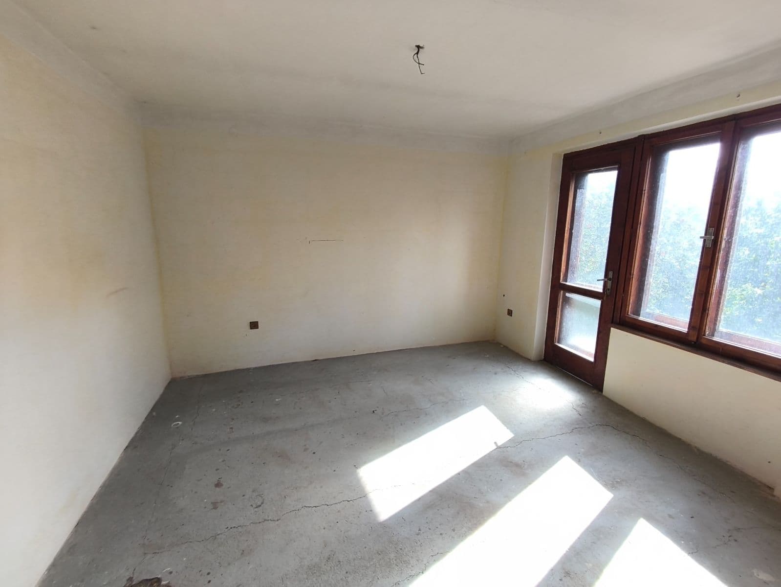 Predaj bytu 3-izbový 70 m², Pod Česačkou, Krušovice, Středočeský kraj Predaj bytu 3-izbový 70 m², Pod Česačkou, Krušovice, Středočeský kraj