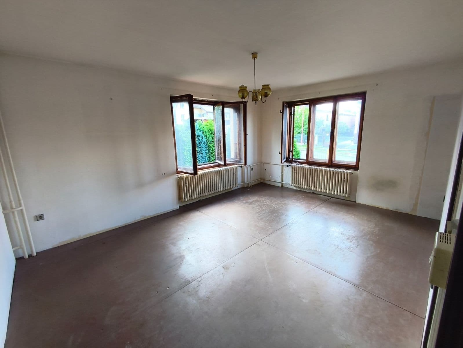 Predaj bytu 3-izbový 70 m², Pod Česačkou, Krušovice, Středočeský kraj Predaj bytu 3-izbový 70 m², Pod Česačkou, Krušovice, Středočeský kraj