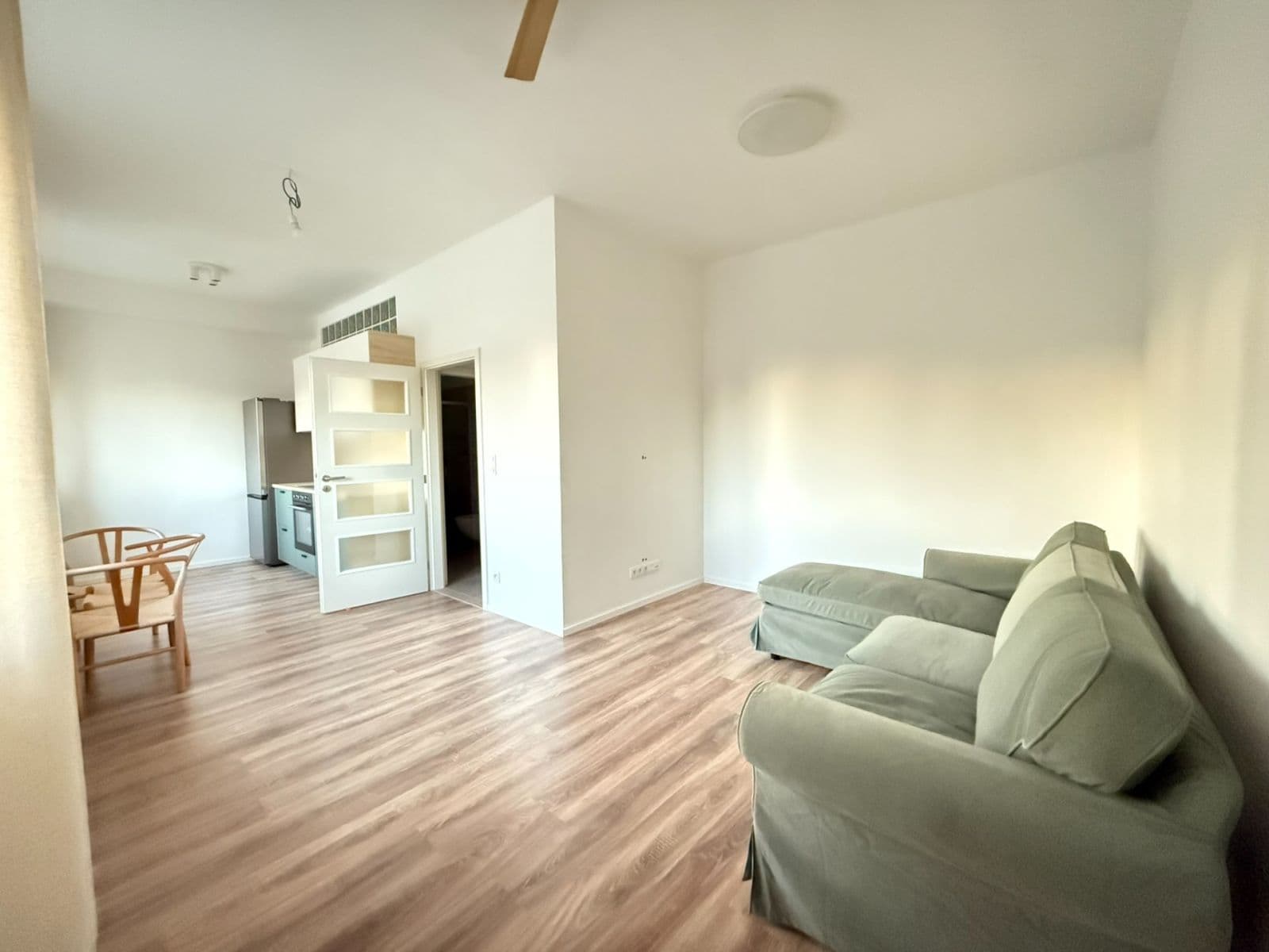 Prenájom bytu 2-izbový 46 m², Mladoboleslavská, Praha, Praha Prenájom bytu 2-izbový 46 m², Mladoboleslavská, Praha, Praha