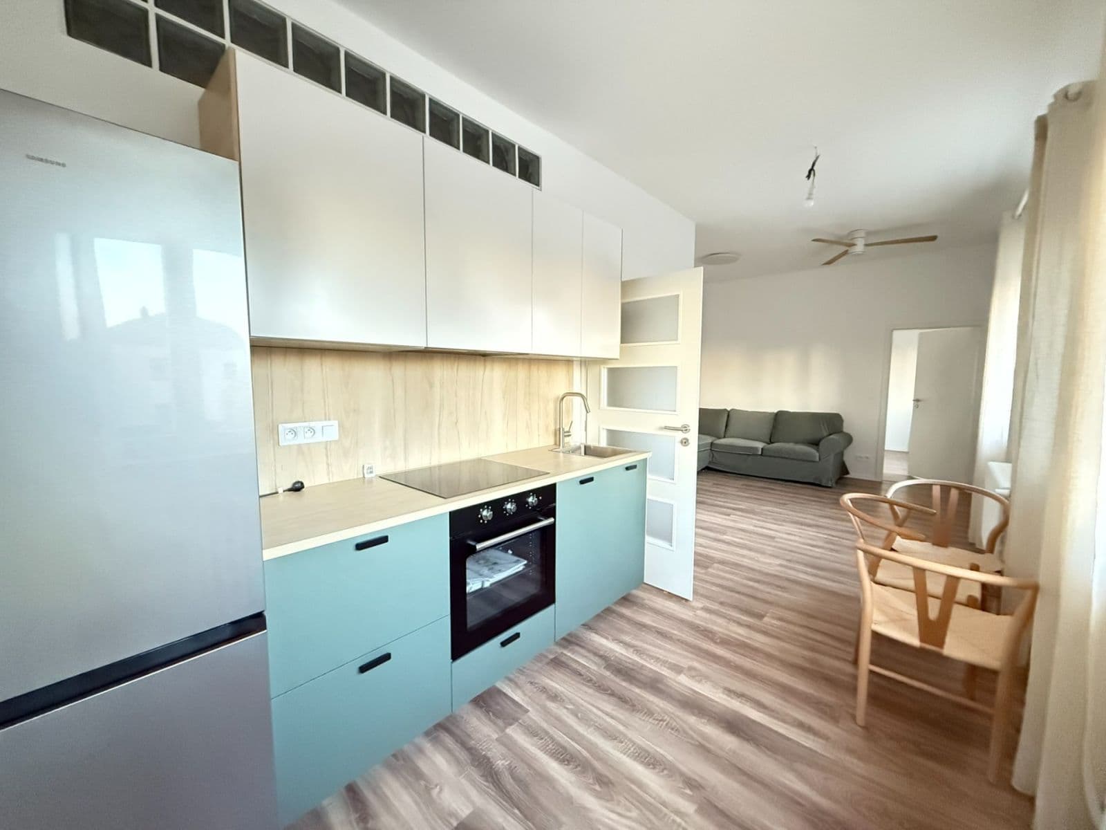 Prenájom bytu 2-izbový 46 m², Mladoboleslavská, Praha, Praha Prenájom bytu 2-izbový 46 m², Mladoboleslavská, Praha, Praha