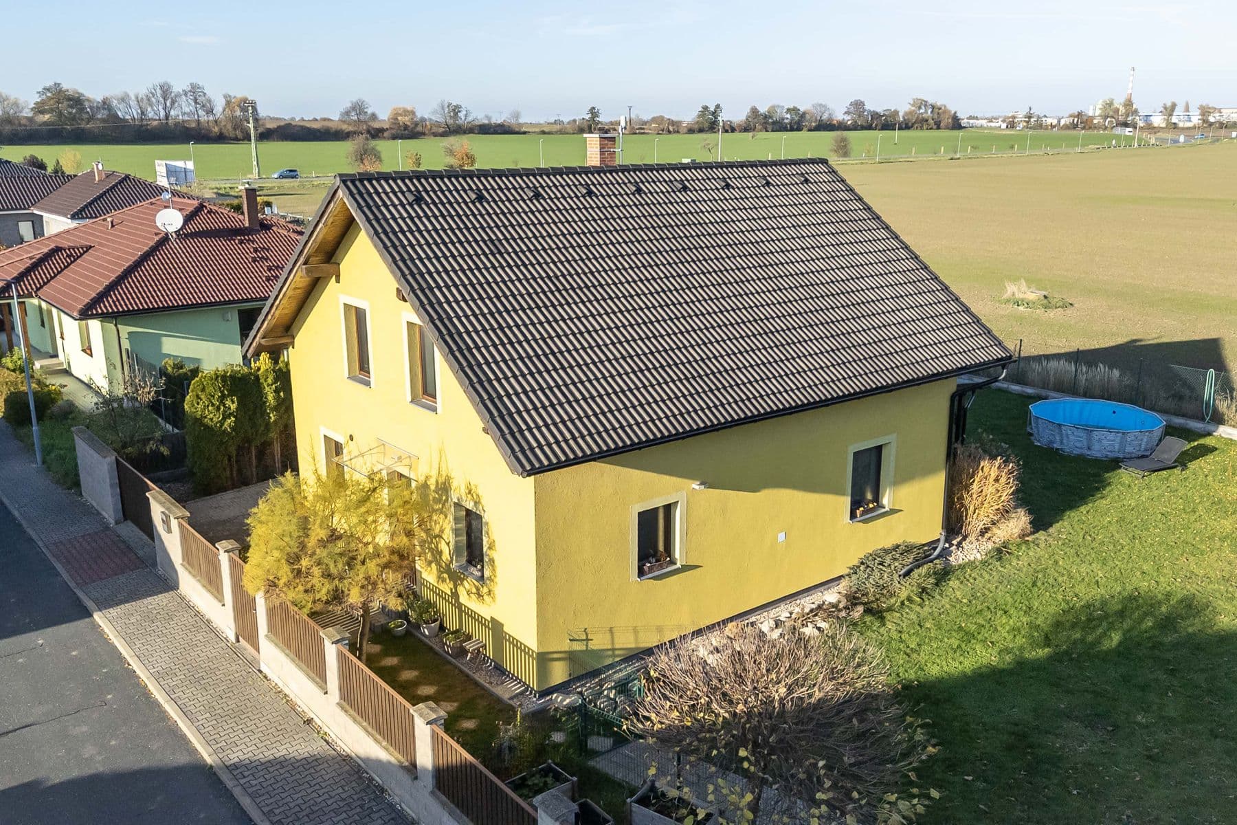 Predaj domu 688 m², pozemek 810 m², Radim, Středočeský kraj Predaj domu 688 m², pozemek 810 m², Radim, Středočeský kraj