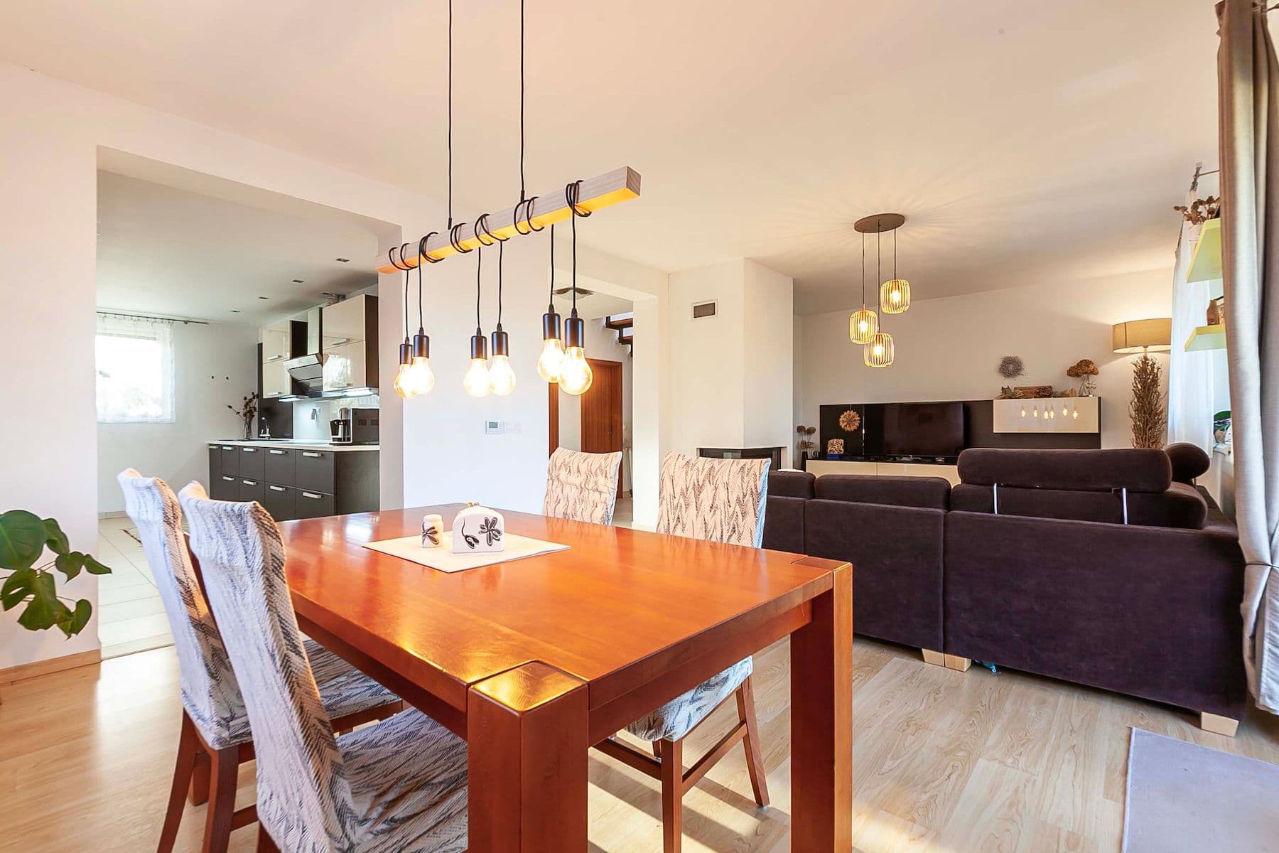 Predaj domu 688 m², pozemek 810 m², Radim, Středočeský kraj Predaj domu 688 m², pozemek 810 m², Radim, Středočeský kraj