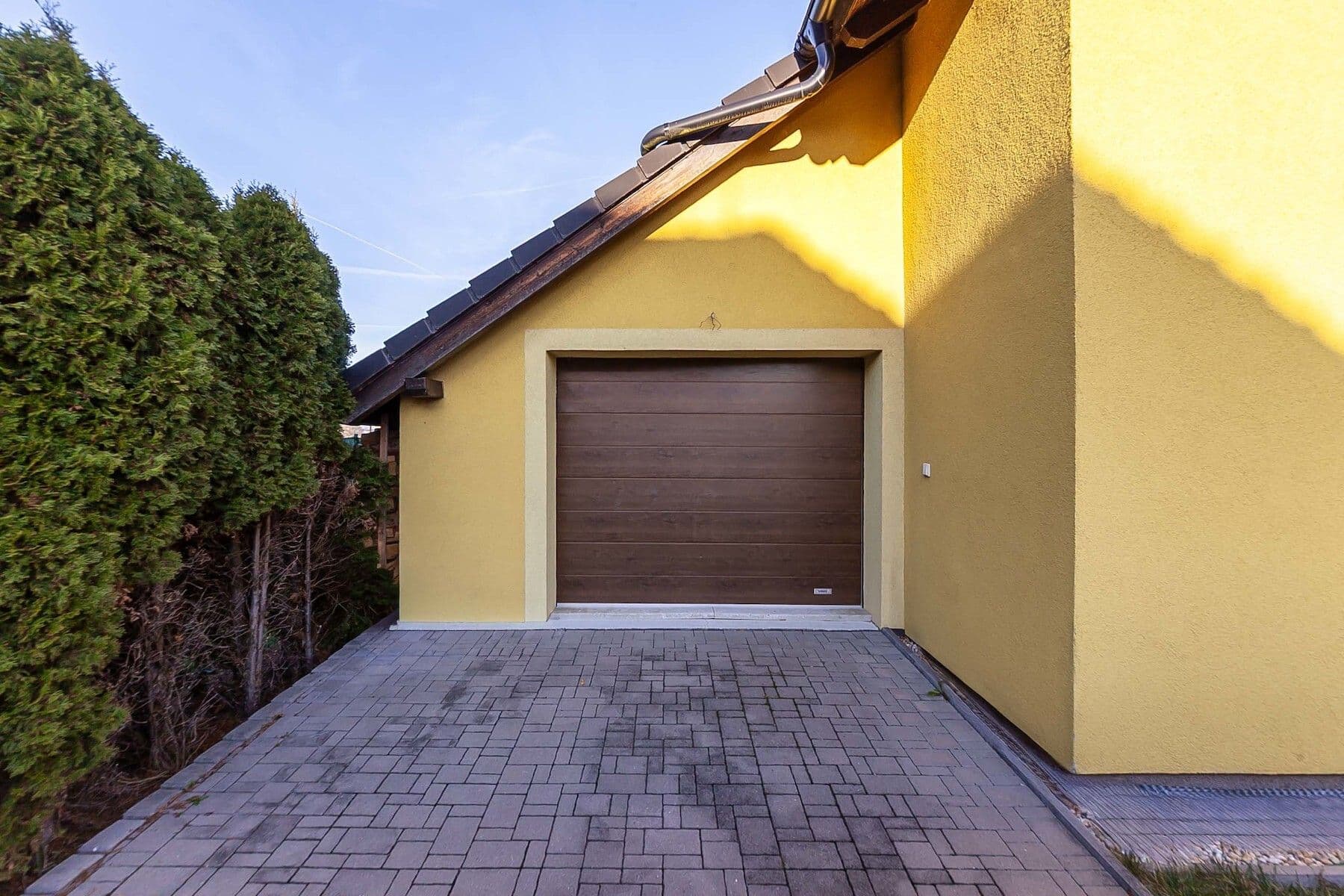 Predaj domu 688 m², pozemek 810 m², Radim, Středočeský kraj Predaj domu 688 m², pozemek 810 m², Radim, Středočeský kraj