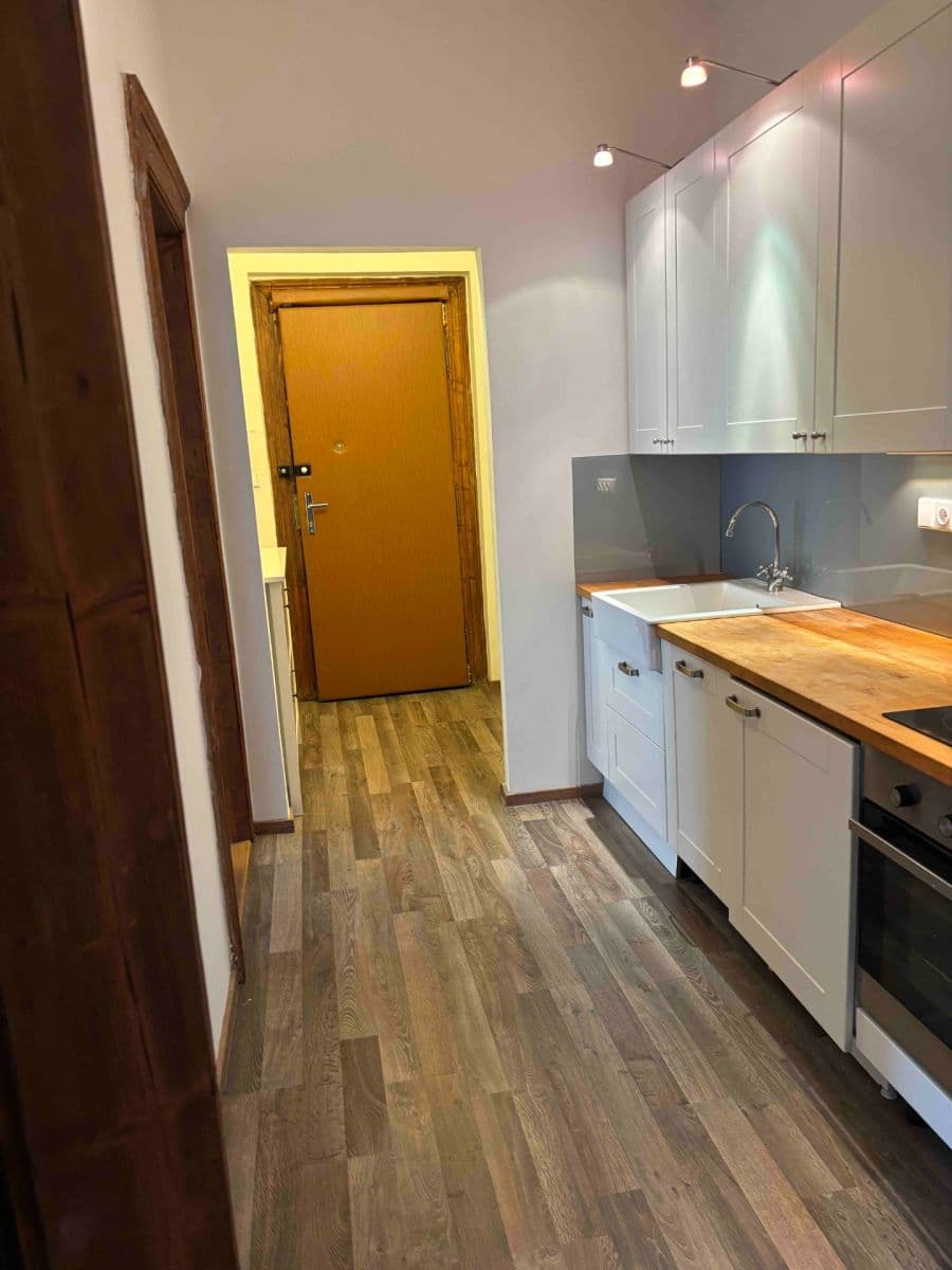 Prenájom bytu 2-izbový 62 m², Vinohradská, Praha, Praha Prenájom bytu 2-izbový 62 m², Vinohradská, Praha, Praha